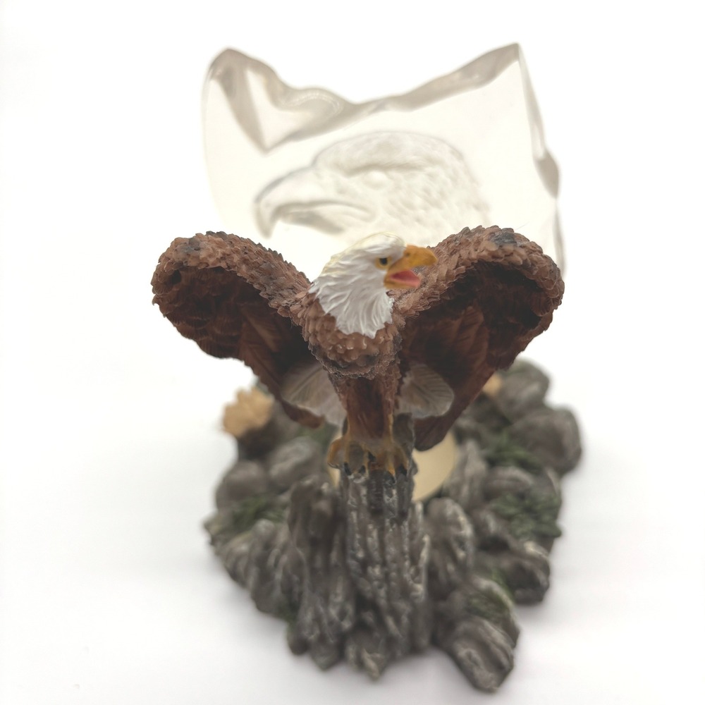 Resin Eagle Candle Holder with Tealight and Clear Ice Effect‎